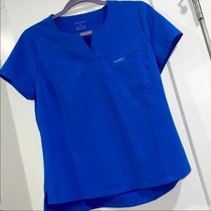 Jaanuu small royal blue Women's 1-Pocket Tuck-In Top